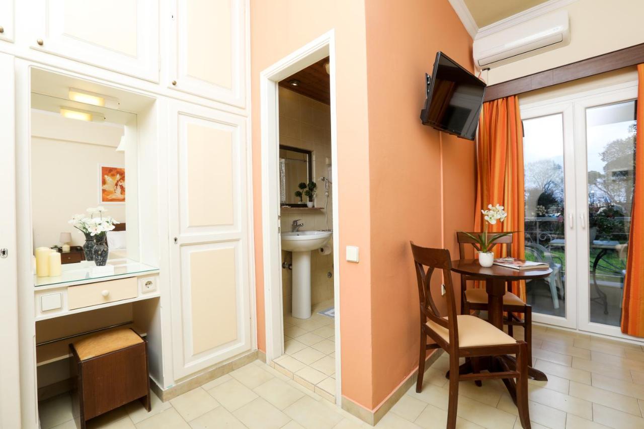 Molfetta Beach Hotel Гоувия Экстерьер фото
