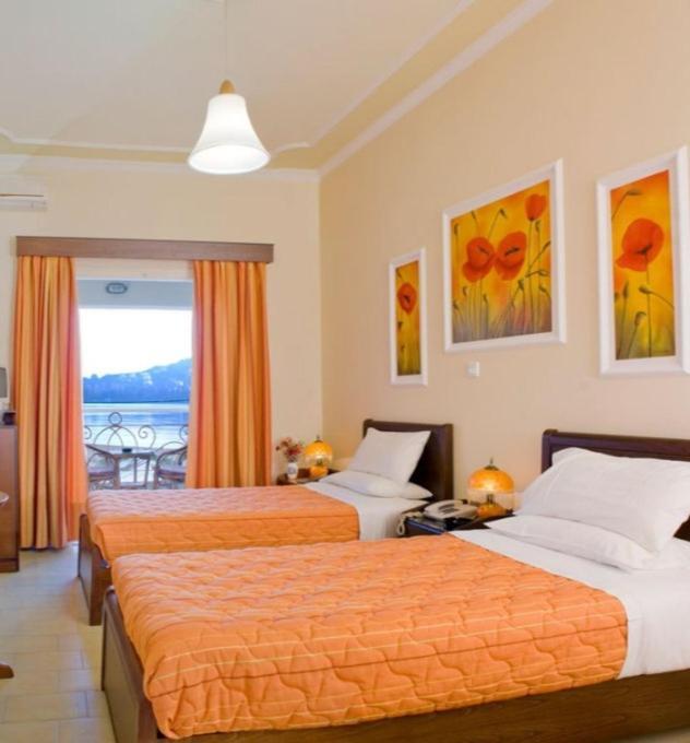Molfetta Beach Hotel Гоувия Экстерьер фото