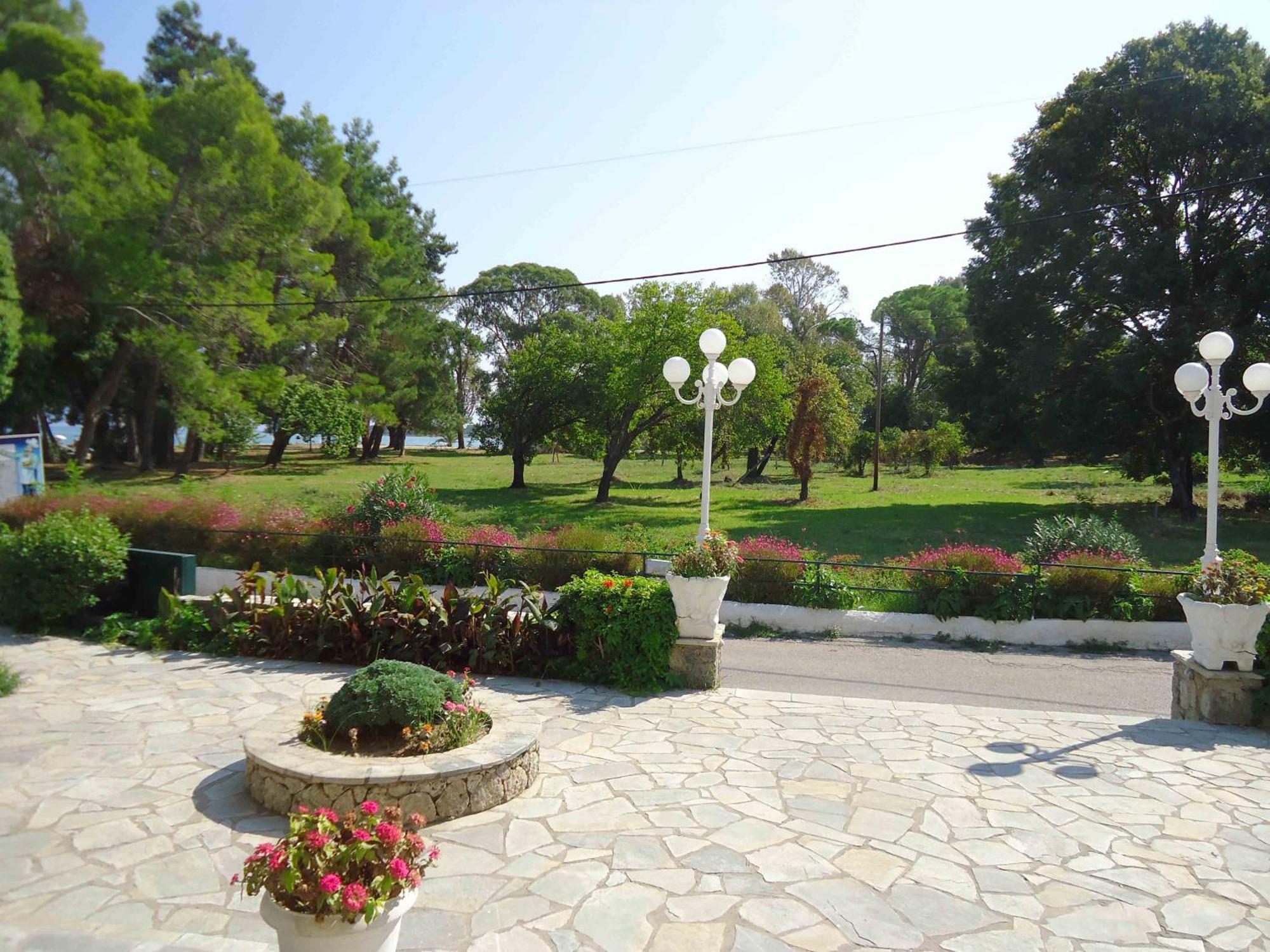 Molfetta Beach Hotel Гоувия Экстерьер фото